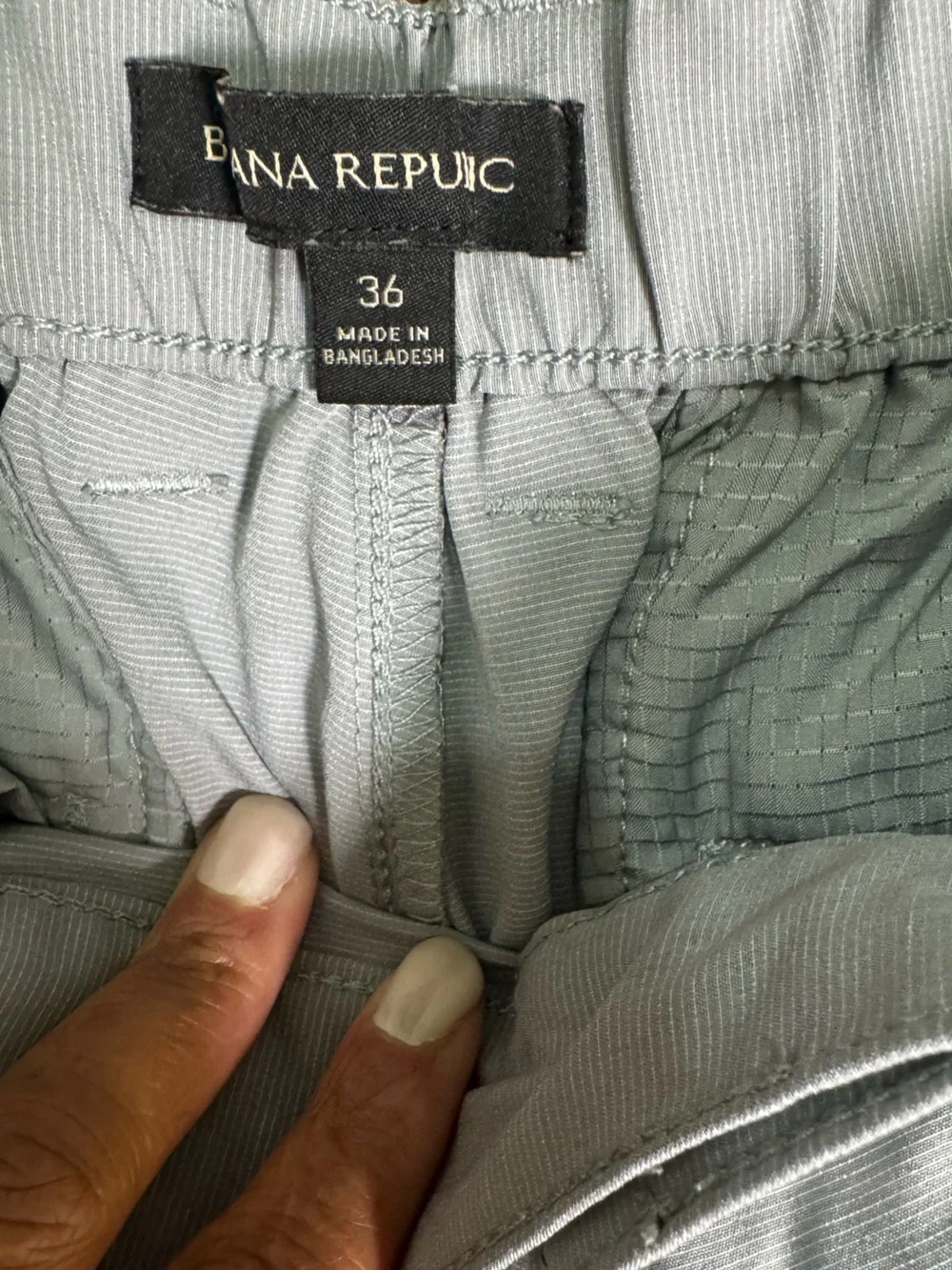 Banana Republic Men's Light Gray Flat-Front Shorts
